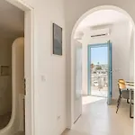 Kamara House - 200m From Port *