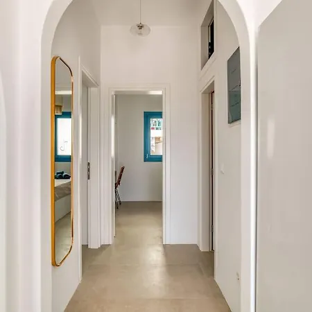 Kamara House - 200m From Port Naousa (Paros)
