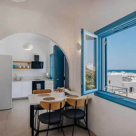 Kamara House - 200m From Port *