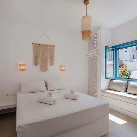 Kamara House - 200m From Port * Naousa