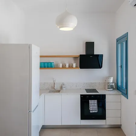 Kamara House - 200m From Port Appartement *